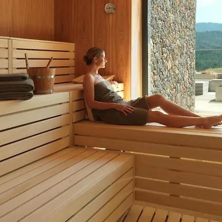 Ampuria Hotel