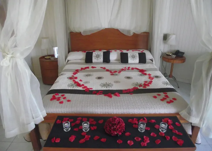 Ampuria Hotel 3*