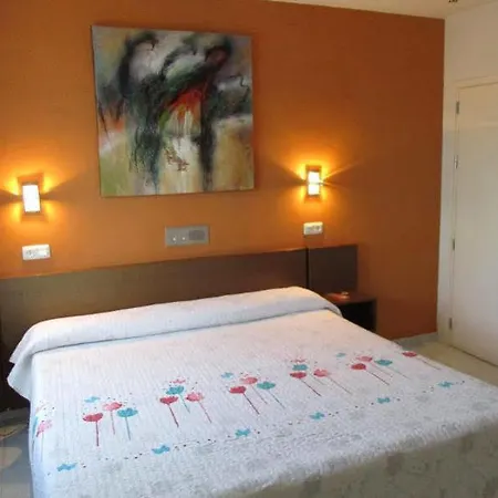 Ampuria Hotel 3*