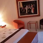 安穆普瑞旅馆 3* 艾姆布里亚布拉瓦